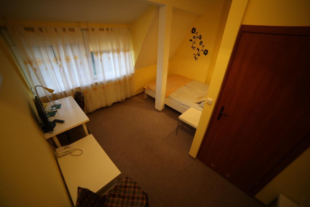 Motel Silver Konstantynów Łódzki Oda fotoğraf